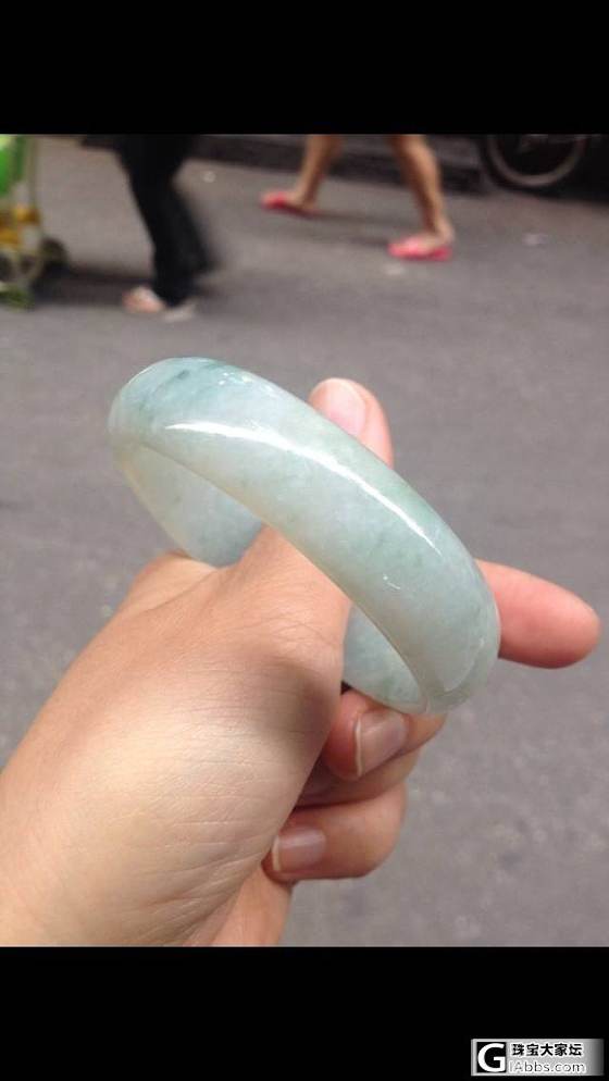 大亏出个翡翠苹果绿贵妃手镯，只求速出。。。_翡翠