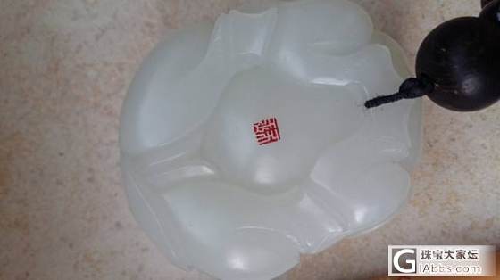 漂亮的猪把件，大家看看是籽料吗？_和田玉