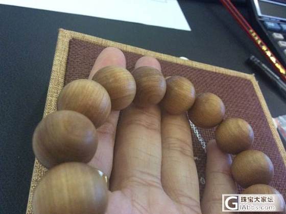 自己入手的檀香，大伙帮看如何？_文玩