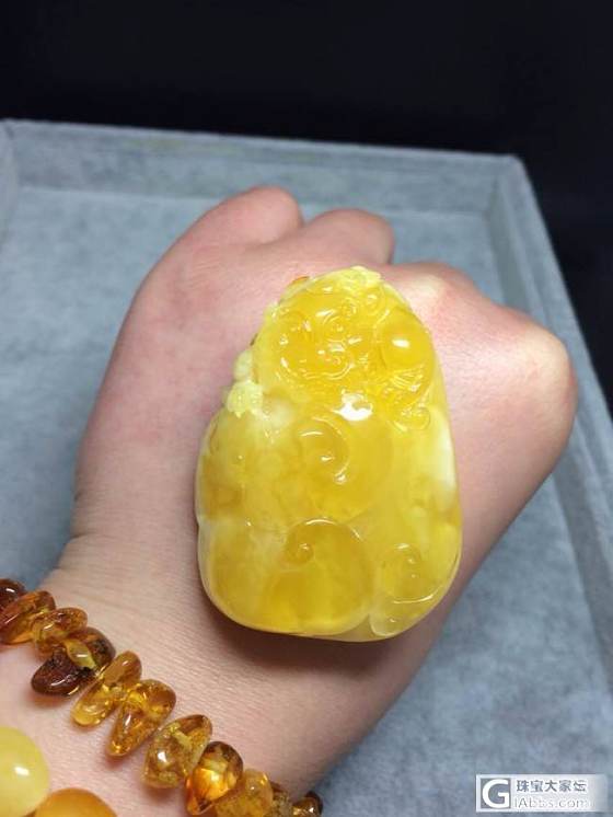 招财的蜜蜡貔貅，财源滚滚来