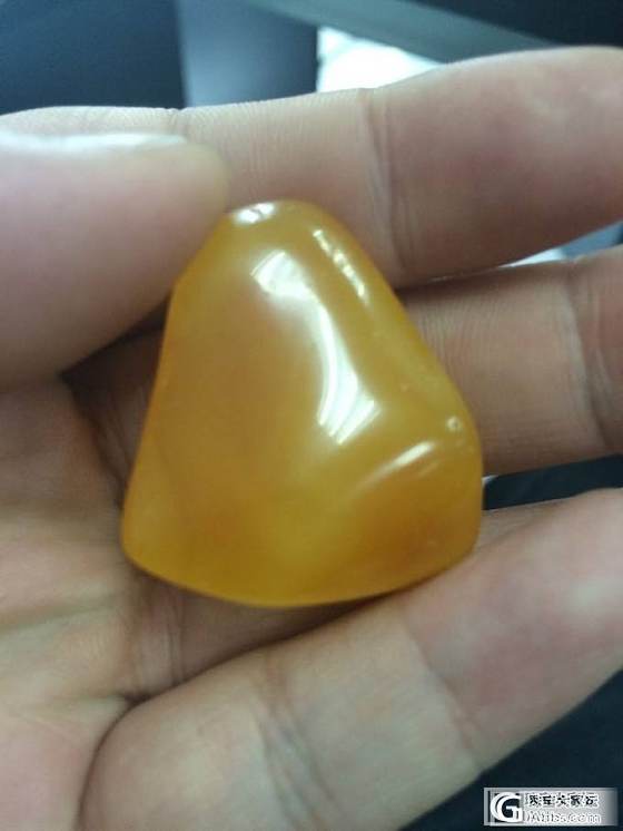 聊聊蜜蜡的颜色，重点鸡油黄和白蜜。大量图片，手机慎入_有机宝石