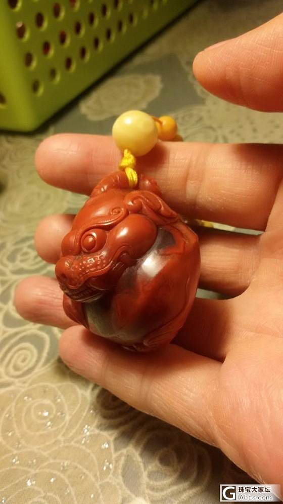 正宗川红小兽貔貅挂件搭配组图（雕工精湛的心头好）_南红