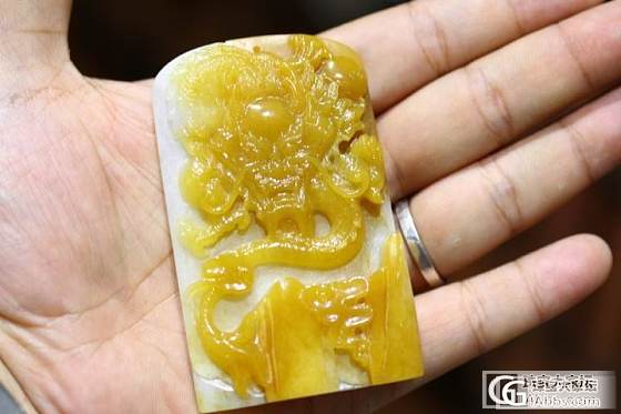 买毛料新出炉的翡翠 黄翡 龙牌_翡翠