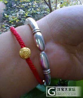编了红绳和小珍长蒜一起戴_手镯编绳珠串石榴石银