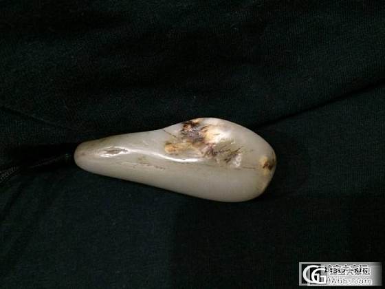 青白玉籽料，请老师鉴定！_和田玉
