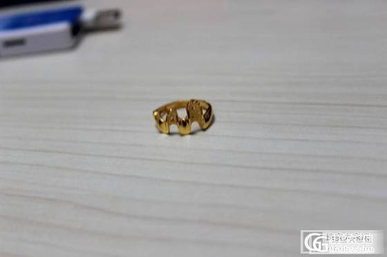 亚马逊买的萃华的金戒指3.8g，实物比较惊喜_戒指金