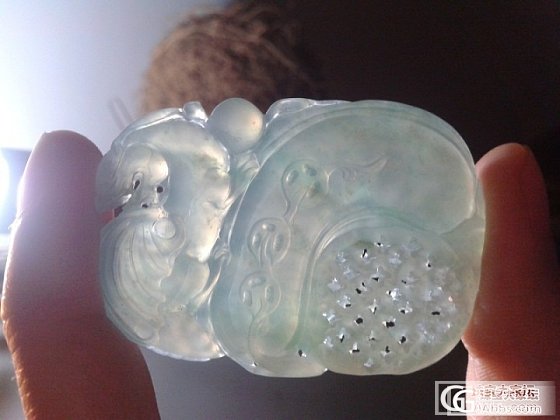 翡翠香囊，挺喜欢的。_翡翠