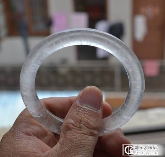 石英质水沫圆条手镯只有一只先到先得_玉石