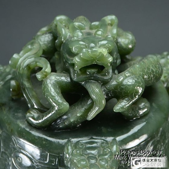 拍卖行的货  高手给看看_和田玉