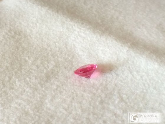 转碧玺、尖晶、托帕，新手当矿标也不亏的。_宝石