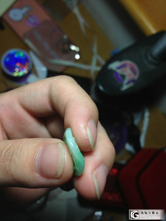 大家帮忙看看是A货吗_翡翠
