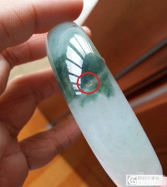 请帮我看下这个镯子怎么样，多少可以买_翡翠