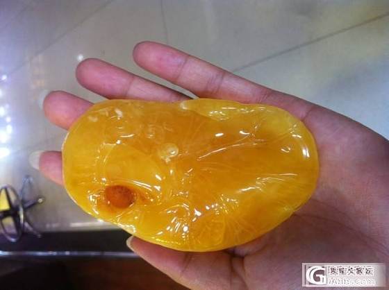 极品龙龟鸡油黄，看到就是福气_蜜蜡