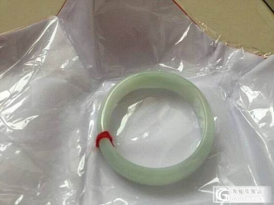 呵呵，果绿镯子_翡翠
