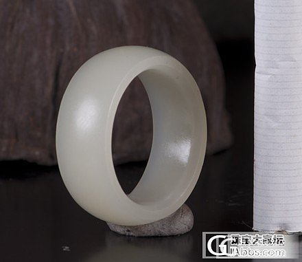求大家帮忙评估下想入个指环_和田玉