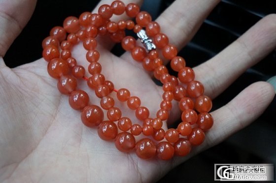 稀里糊涂买了一串南红，貌似买贵了_南红
