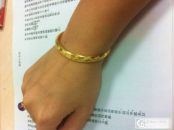 美貌的老福记祥云贵妃_手镯金