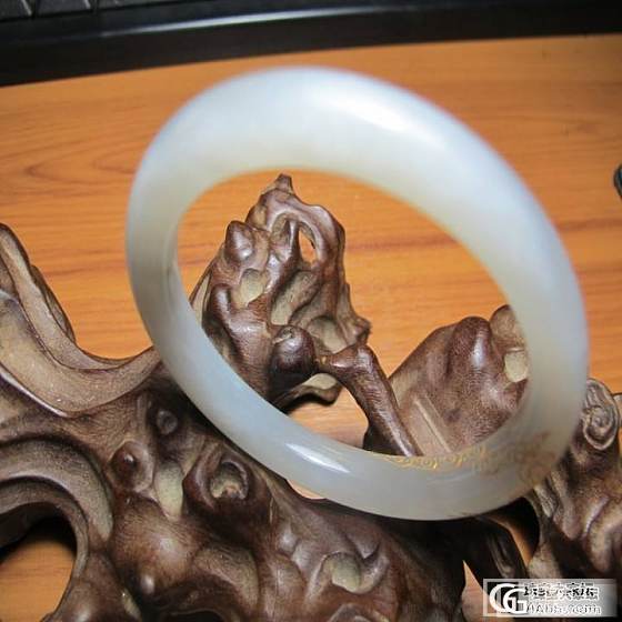 青海昆仑玉白玉圆条_玉石