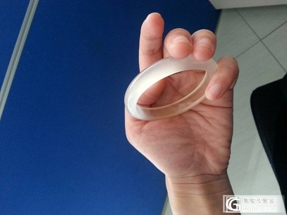 玉髓镯子，高透，高冰_玉髓
