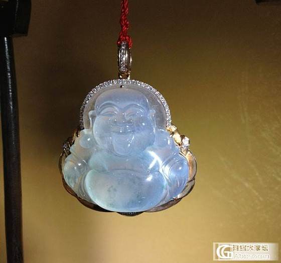 翡翠佛一组，低价出售_翡翠