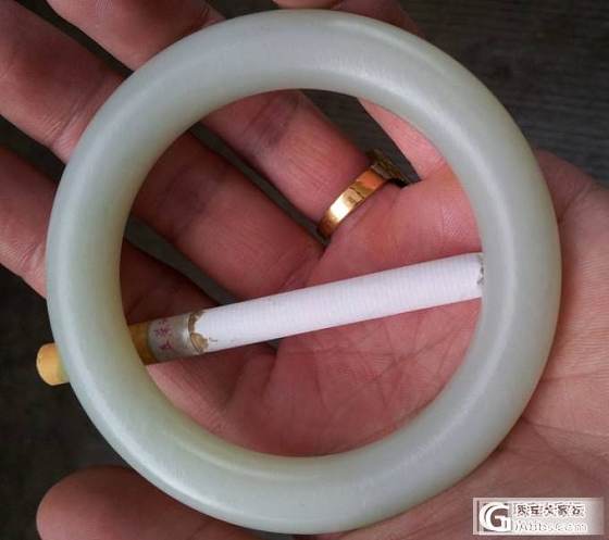 出一重器老和田青白玉手镯_玉石