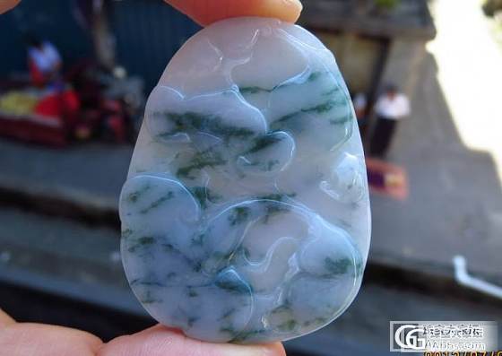 平民级的挂件，小小三的价格_翡翠