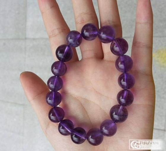 请大家帮忙看看我这条紫水晶，到底能值多少钱？_宝石