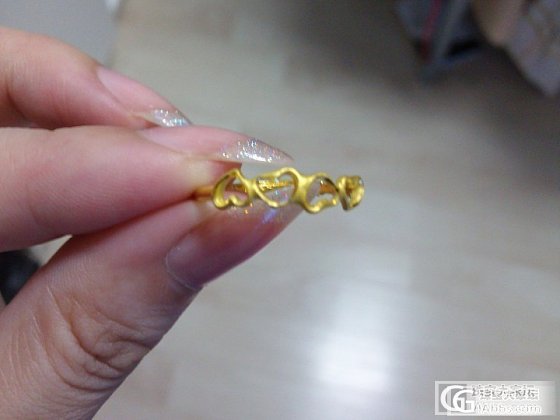 入了个超轻的戒指，但是款式超爱，求问是否很容易磨光_戒指金