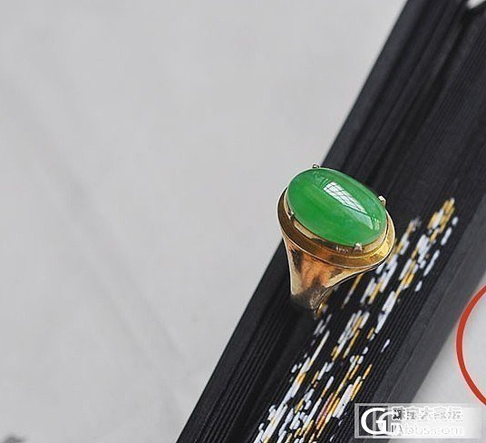 求购阳绿蛋面 尺寸12左右_翡翠