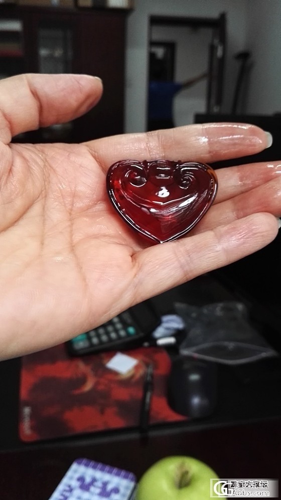 入一宝物，大家看看评评_血珀