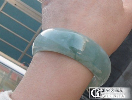 刚入的大肥镯子_翡翠