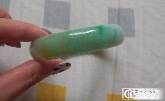 看到别人家好看的翡翠镯子。_翡翠