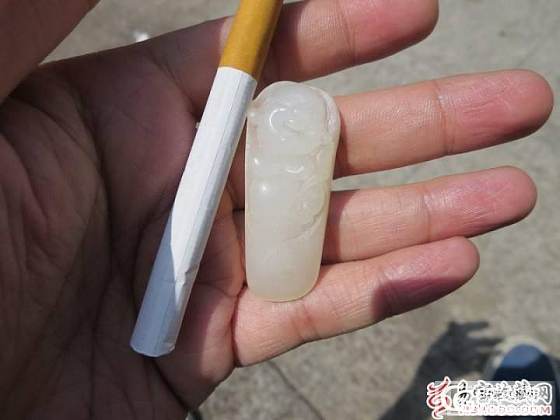 和田玉挂件佛 很不错哦_玉石