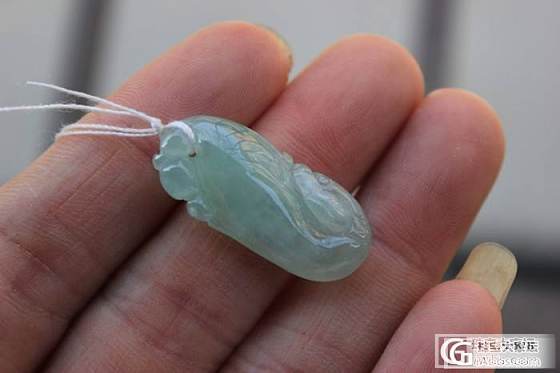 天然A货翡翠小挂件_翡翠
