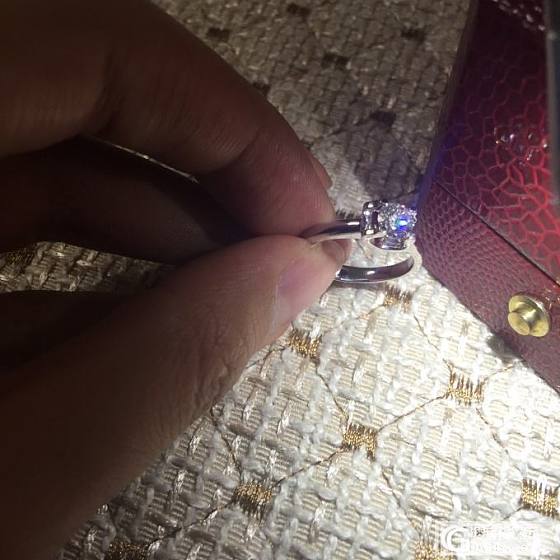 婚戒，自我感觉美美哒_钻石