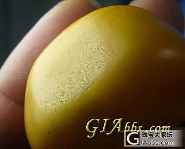 很黄 非暴力_挂件蜜蜡