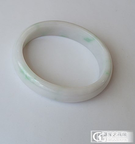 白底青终于要下手了 大家看看二选一 哪个好  价格谈的很低10楼公布_翡翠