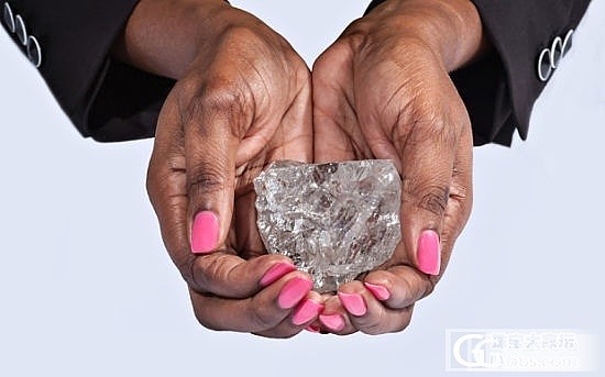 博茨瓦纳Karowe矿场发现世界第二大钻石一颗重达1111克拉宝石级钻石（照片）_钻石