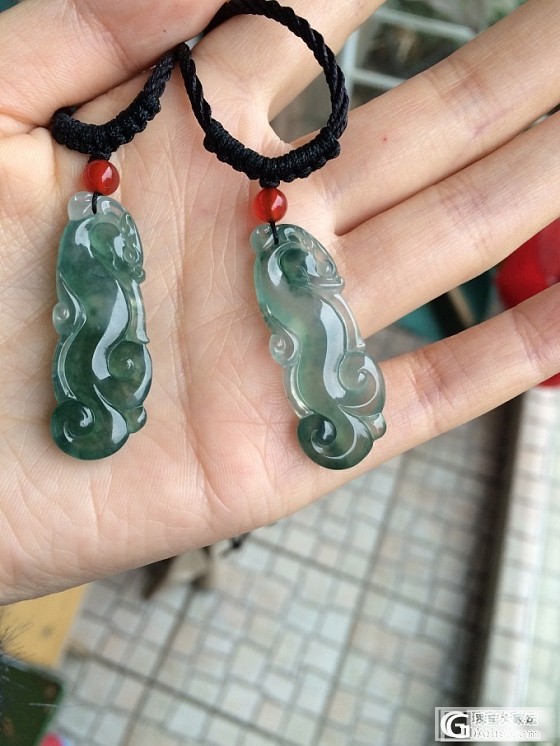 大家帮我看下留哪块_翡翠