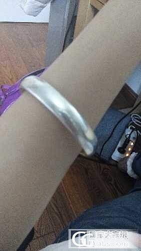 最近好流行光面，跟风秀个翡翠()_手镯银
