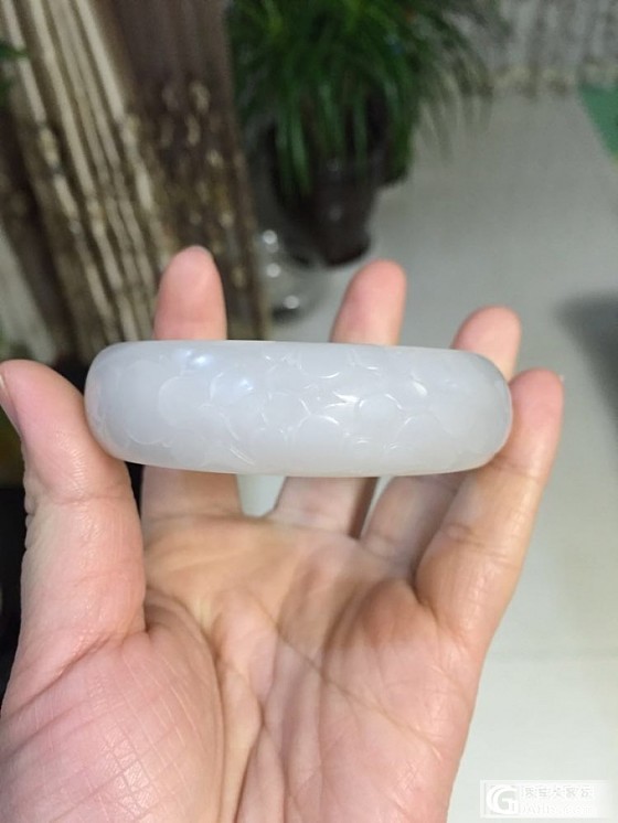 转青梅家牡丹镯子_玉石