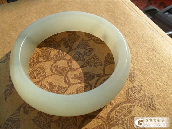 油润细腻一级白半青花籽镯54.5MM_玉石