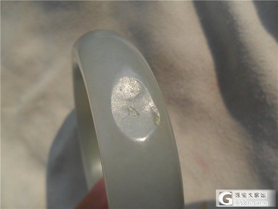 油润细腻一级白半青花籽镯54.5MM_玉石