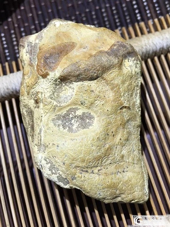 谁有菜刀借给我剁手_原石蜜蜡