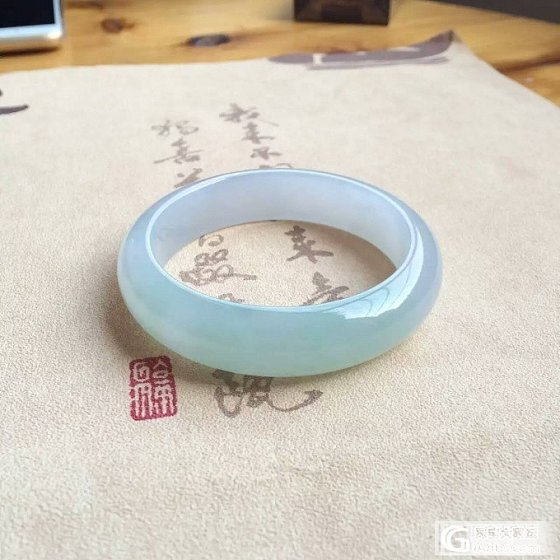 美美的冰晴春水，大家欣赏下。_珠宝手镯翡翠