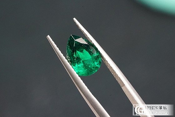 精选级高净色浓 赞比亚产 极微油 祖母绿 可代开证书 2.28克拉_博物馆