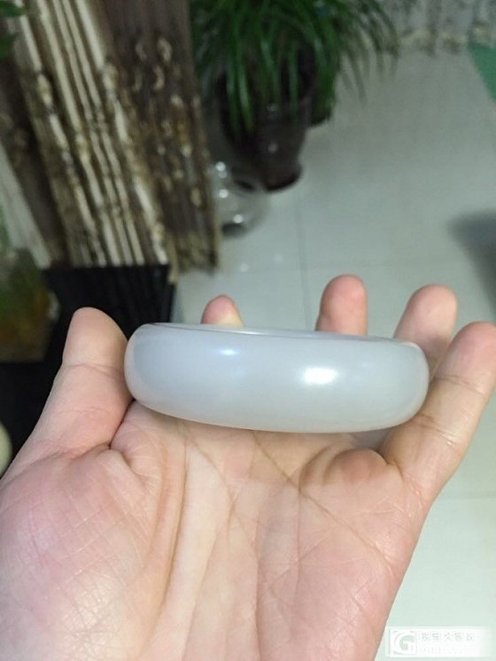 转青梅家牡丹镯_玉石