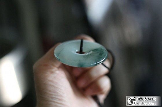 又降价了的龙凤牌和平安扣_翡翠