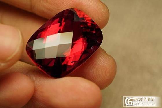 红宝碧玺rubellite 27.25克拉 极品品质 稀有货_博物馆