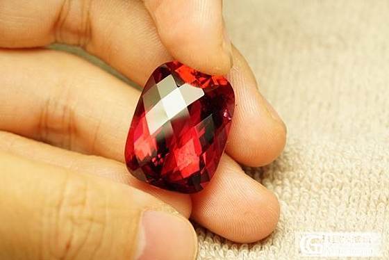 红宝碧玺rubellite 27.25克拉 极品品质 稀有货_博物馆